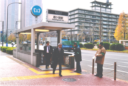 �����{�u���b�N�l���T�Ԋ����ʐ^